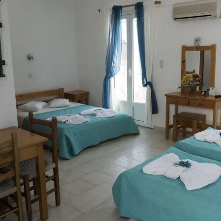 Pensión La Selini 3*
